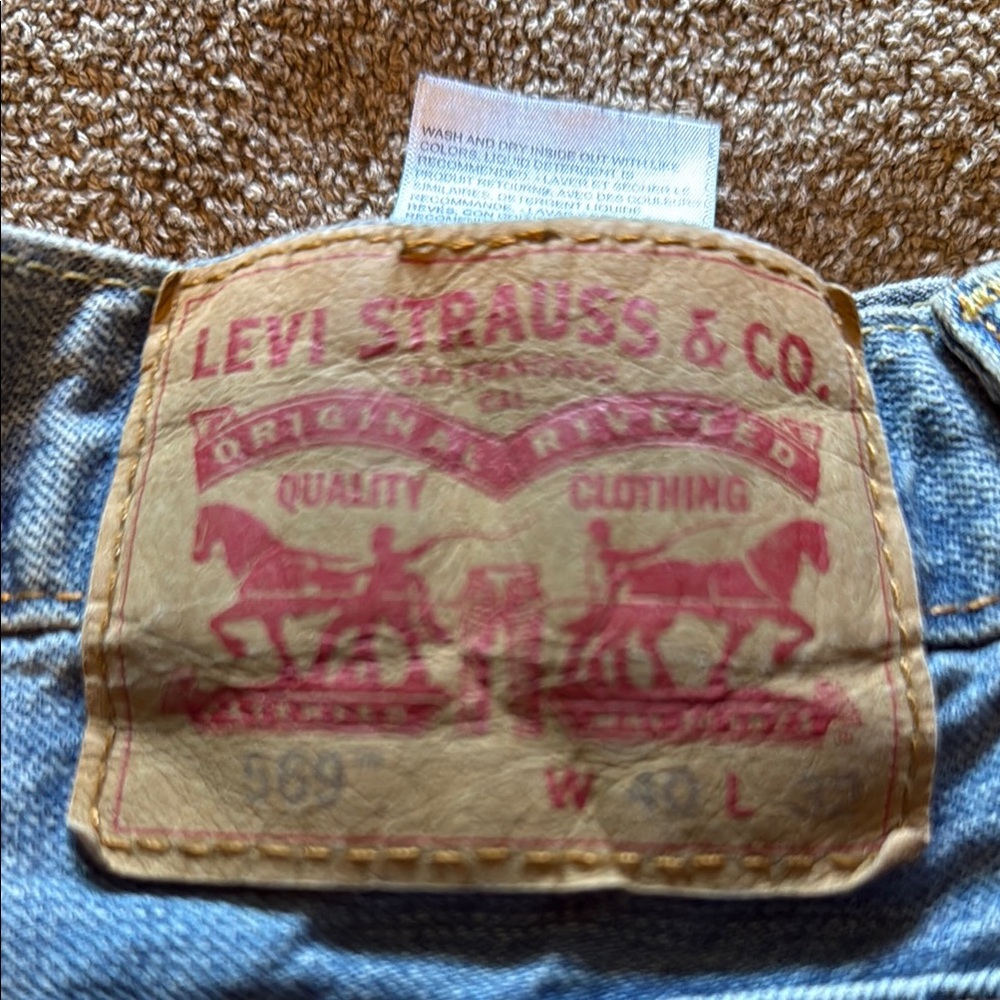Levi's Classic Blue Denim Jeans with Iconic Leather Patch